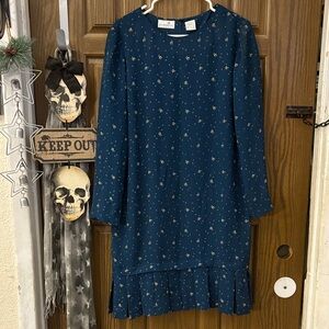 Liz Claiborne Dress in Navy with Floral Pattern & Pleated Hem